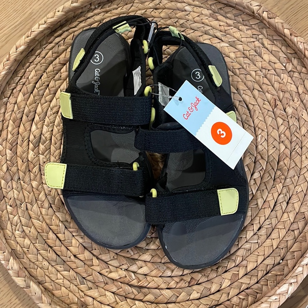 Boys open toe sandals NWT